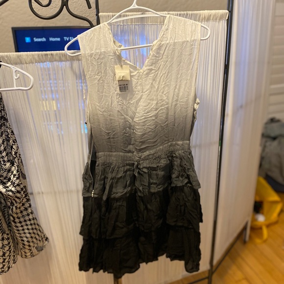 Summer dress - Picture 2 of 2